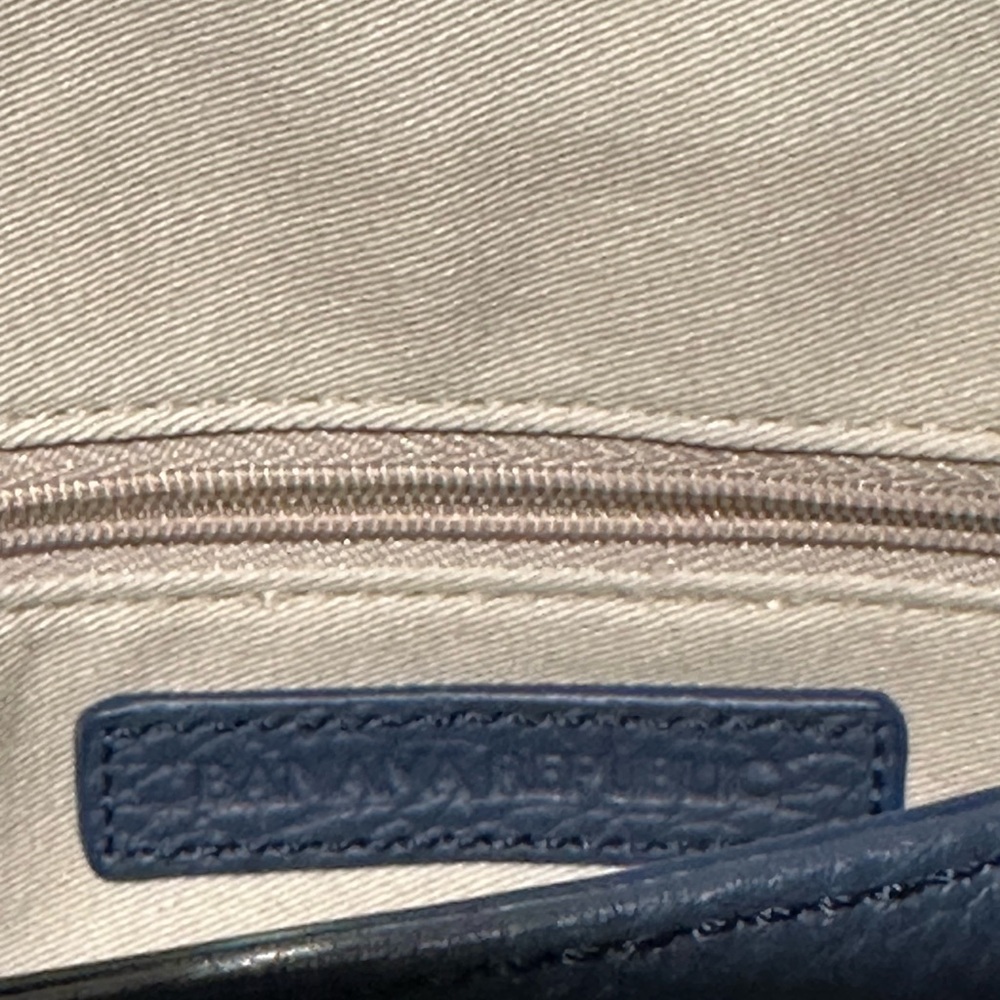 Beautiful NWOT Banana Republic navy blue clutch - Picture 4 of 10